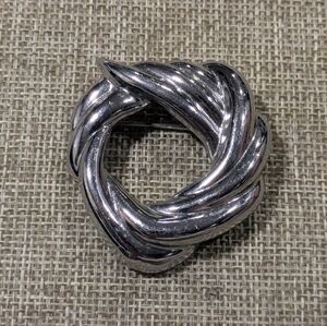 Vintage Liz Claiborne LC Silver Tone Twisted Love Knot Brooch Infinity Pin